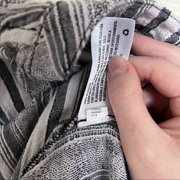 Universal Thread 100% Cotton Stripe Romper - Picture 12 of 15